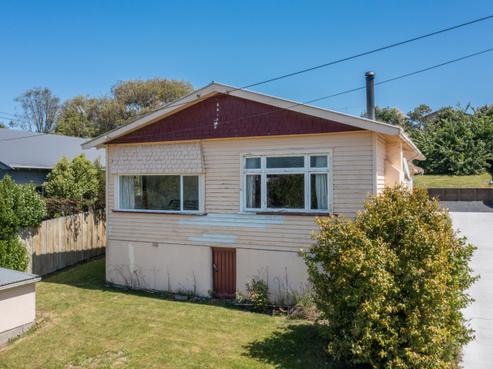 12 Severn Street, Green Island