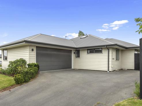 30 Eastfield Drive, Lincoln