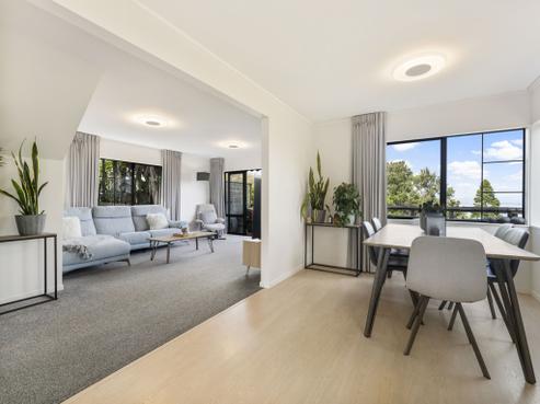 2/60 Rangatira Road, Beach Haven