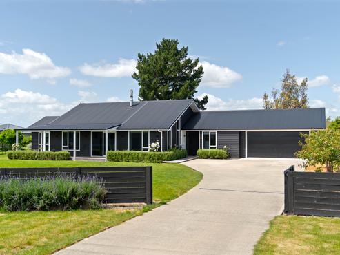 13 Mervyn Brown Place, Solway