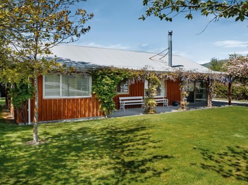 56 Mount Iron Drive, Wanaka