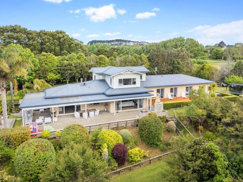 1034 Peak Road, Helensville