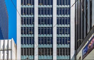 Small Suite with Meeting Room