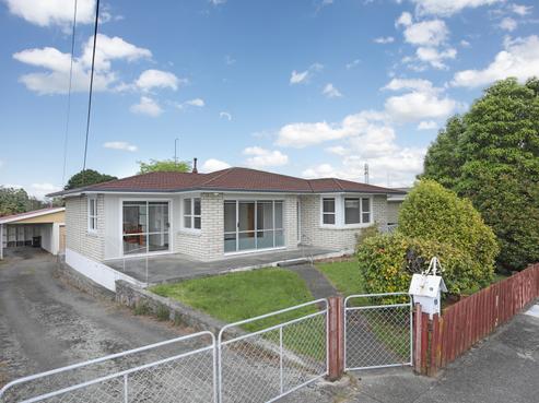 15 Mcclure Street, Feilding