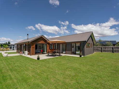 22 Wabler Lane, Albert Town