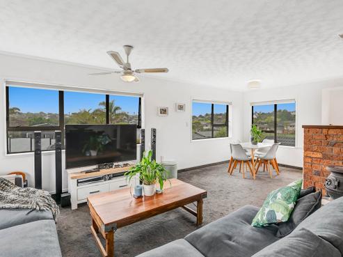 23 Bay Street, Red Beach