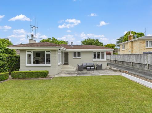 26 Station Street, Tirau