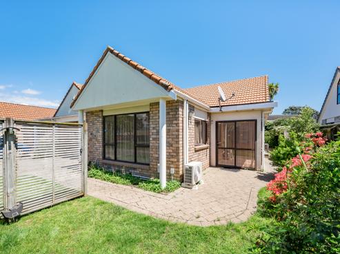 3 Manly Gardens, Paraparaumu Beach