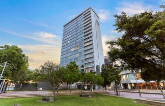 1002/1 Greys Avenue, Auckland Central