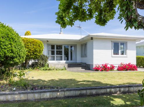 5 Tasman Street, Havelock North