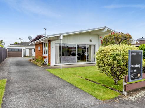 22 Tukapa Street, Westown