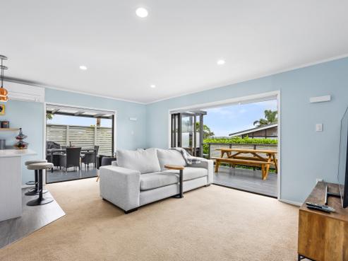 6 Kauri Crescent, Snells Beach