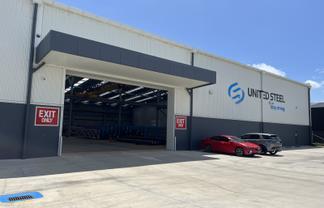 Standout warehouse for sublease
