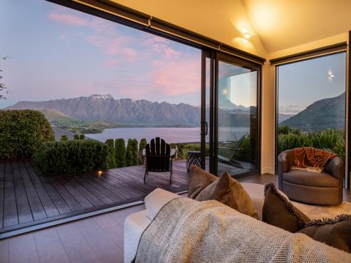 1 Whitbourn Place, Fernhill/Sunshine Bay
