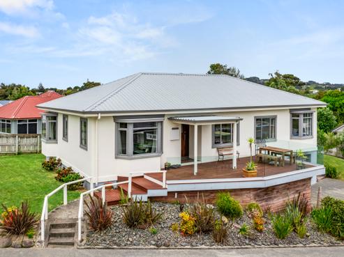 11 Government Road, Raglan