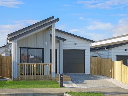 17 Cronshaw Road, Karaka