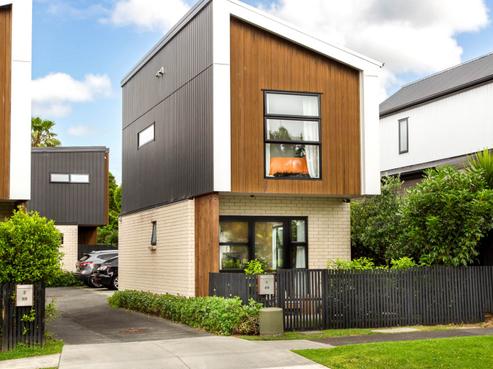 1/89 Beach Road, Te Atatu Peninsula