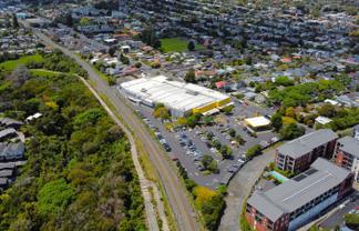 SUDDENLY AVAILABLE - 2,330M² YARD
