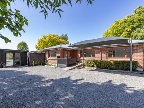 104 Main North Road, Woodend