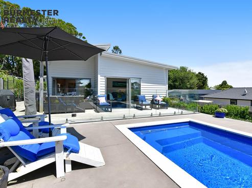 10 Saint Julia Court, Helensville