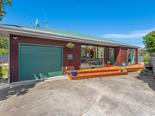 201 Vogel Street, Roslyn