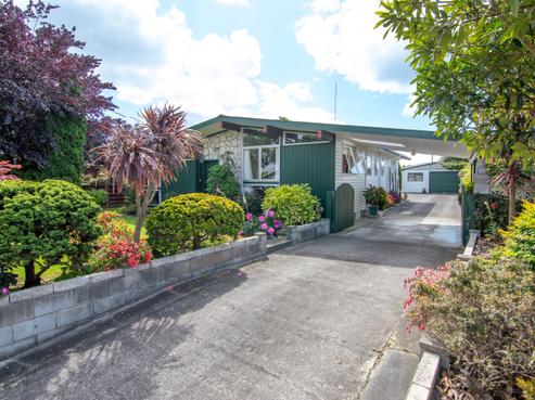 27 Raglan Avenue, Cloverlea