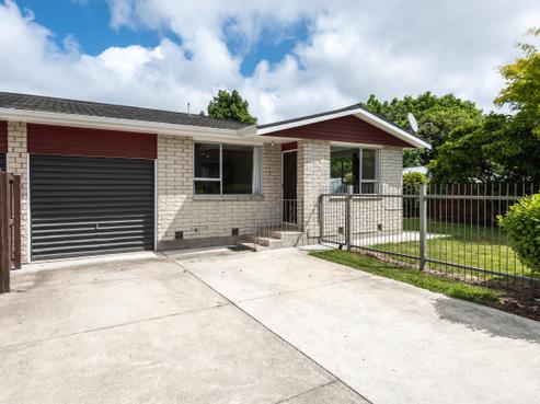 2/3 Cavendish Road, Casebrook