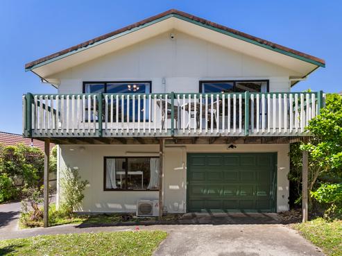 6 Curacao Place, Grenada Village
