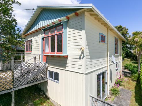 61 Standen Street, Karori