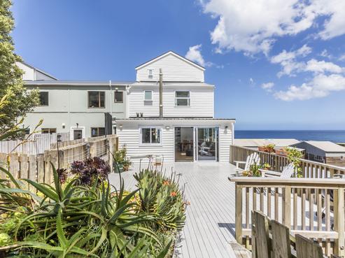 11/410 The Esplanade, Island Bay
