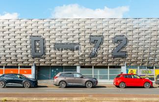 CENTRAL & FUNCTIONAL MT EDEN OFFICE