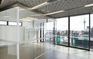 TOP-FLOOR OFFICE SPACE | K ROAD