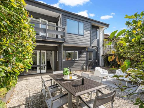 2/42 Orakei Road, Remuera