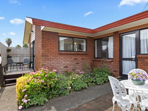 21/151 Kitchener Road, Pukekohe