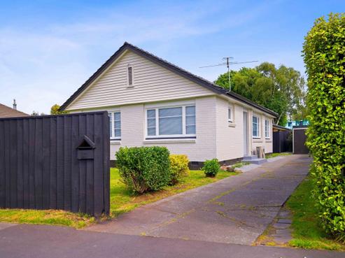 18 Shands Road, Hornby
