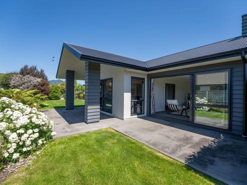 13 Mccrae Street, Wakefield