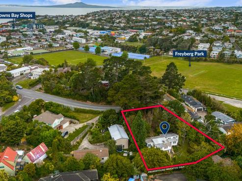 26 Woodlands Crescent, Browns Bay