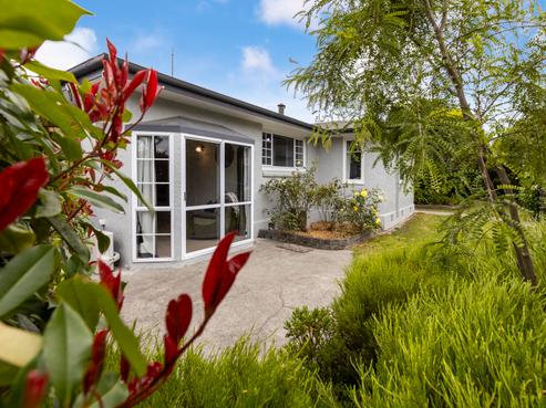 2 Glenroy Crescent, Springlands