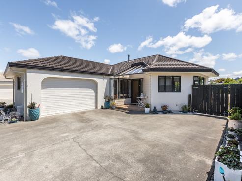 2/38 Avondale Road, Taradale