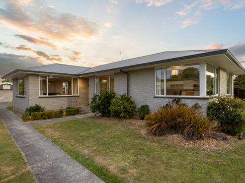 10 Kimberley Street, Casebrook