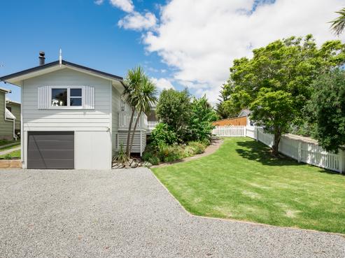 100A Matatua Road, Raumati Beach