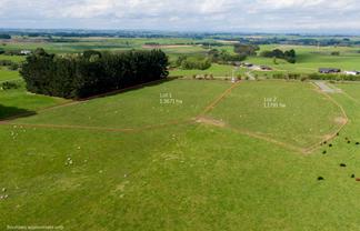 673 Mount Stewart Halcombe, Halcombe