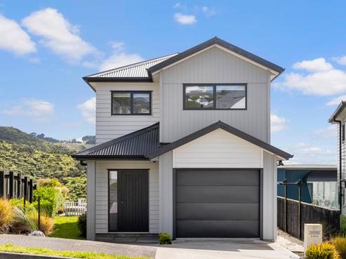37 Tamworth Crescent, Newlands