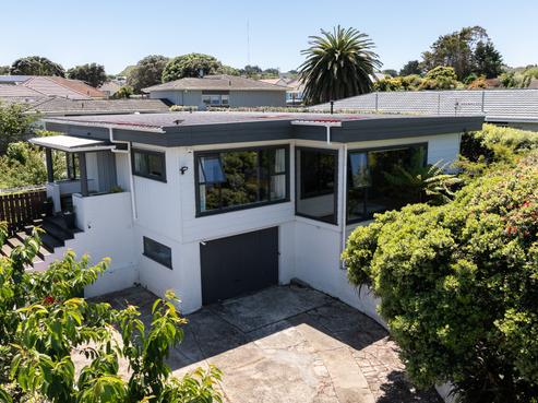 40 Kapiti Crescent, Titahi Bay