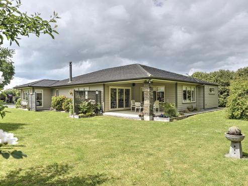 5 Tararua Crescent, Carterton