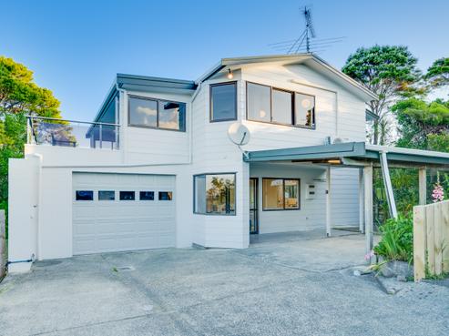 22B Alexander Road, Algies Bay