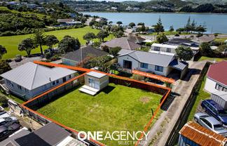 134 A Main Road, Titahi Bay