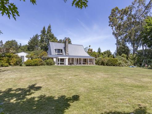 426 Riverside Road, Okuku