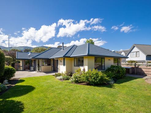 34 Kingsford Drive, Stoke