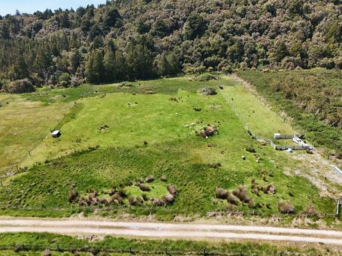 7/247 Blue Spur Road, Hokitika